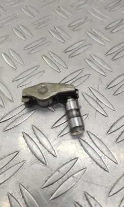 Volkswagen PASSAT B8 Valve rocker arm 