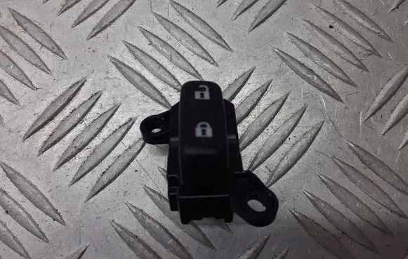 Mazda 3 II Central locking switch button 