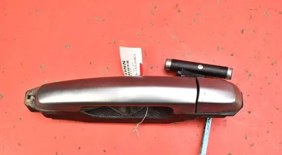 Suzuki SX4 Rear door exterior handle 