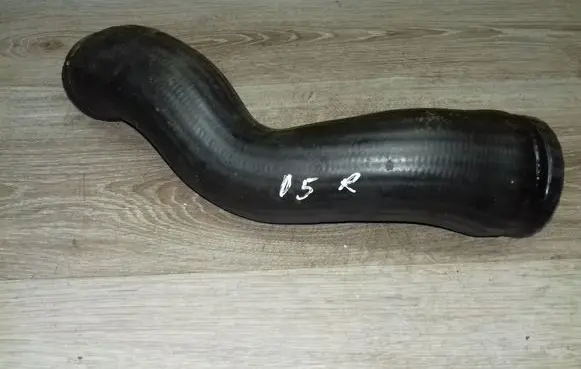 Volvo S60 Intercooler hose/pipe 30680218
