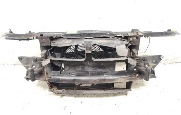 BMW 7 E38 Radiator support slam panel 8125966 8384068
