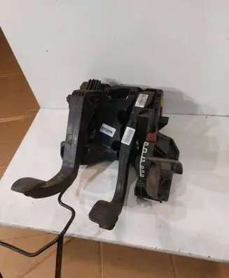 Fiat Ducato Pedal assembly 01384919080916
