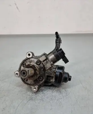 Skoda Octavia Mk3 (5E) Fuel injection high pressure pump 04l130755d