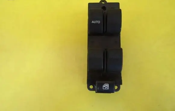 Mazda 626 Electric window control switch 1763K7N