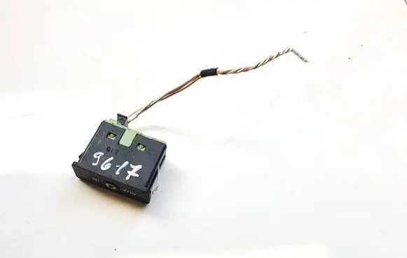 BMW X1 E84 USB socket connector 61316986791