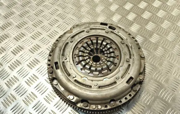 Volkswagen PASSAT B7 Clutch set kit 03L141026F 063082001999