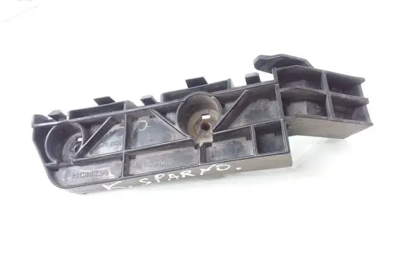 Fender mounting bracket