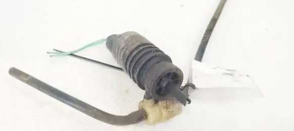 Mitsubishi Colt Windscreen/windshield washer pump