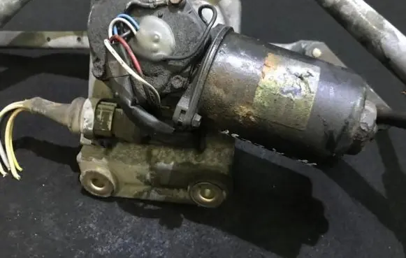 Renault Espace III Wiper motor