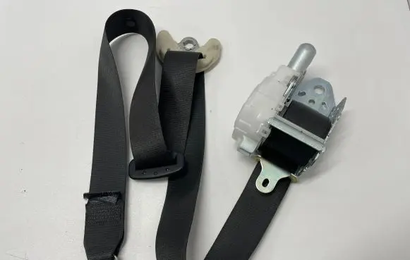 Lexus GS 250 350 300H 450H Front seatbelt 7T1740P