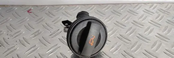 Audi A8 S8 D4 4H Oil filler cap 057103482D