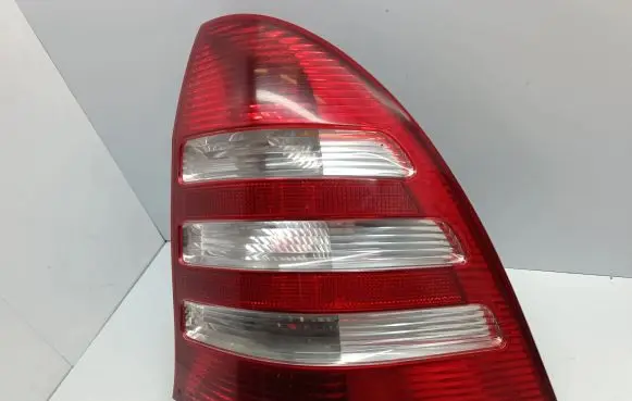 Mercedes-Benz C W203 Rear/tail lights A2038202464