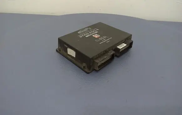 Volkswagen PASSAT B5 Other control units/modules 67R013912