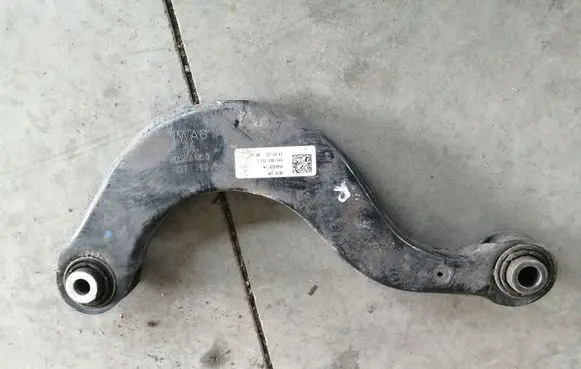 Volkswagen Golf VII Rear upper control arm/wishbone 5Q0505351B 5Q0505323C