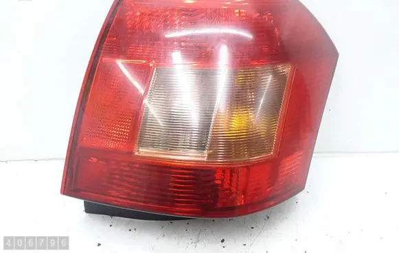 Toyota Corolla E120 E130 Rear/tail lights IB02F00E11