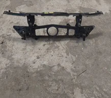 BMW 7 E38 Radiator support slam panel bracket 