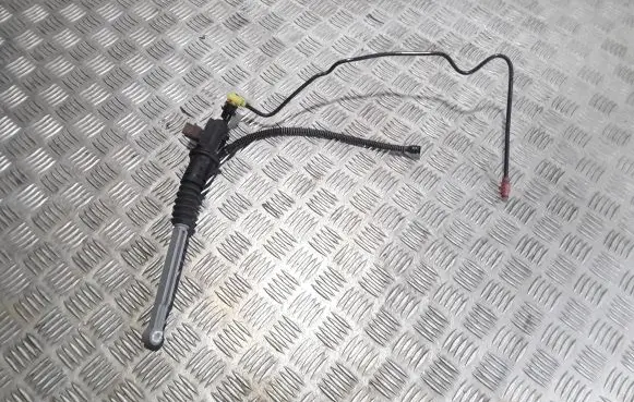 Clutch slave cylinder