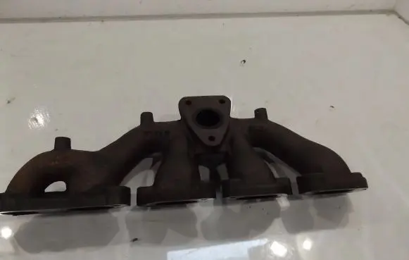 Opel Movano A Exhaust manifold