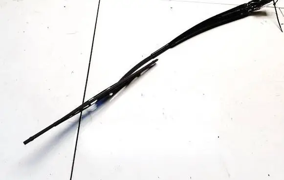Toyota Yaris Front wiper blade arm 7109