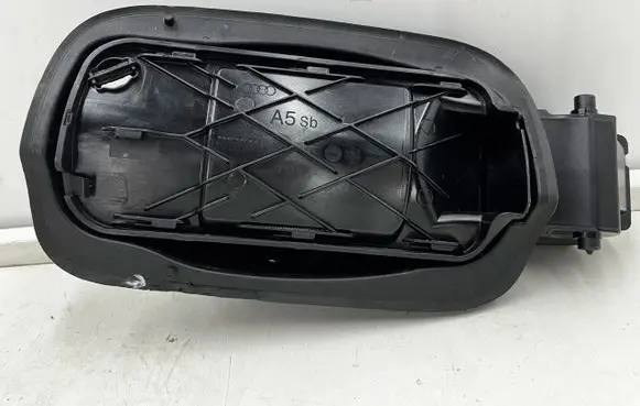 Audi A5 Fuel tank cap 8W8809906A