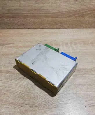 BMW 5 E34 Comfort/convenience module 1384603