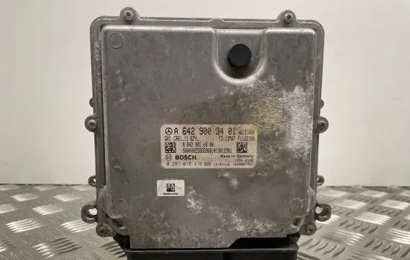 Mercedes-Benz E W212 Engine control unit/module A6429003401