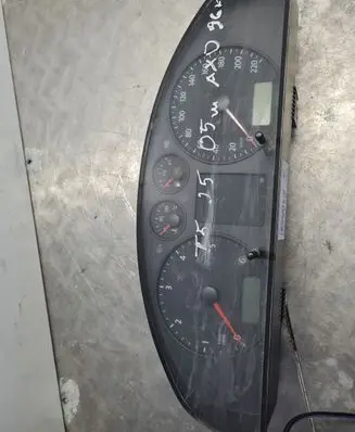 Volkswagen Transporter - Caravelle T5 Speedometer (instrument cluster) 7H0920850G