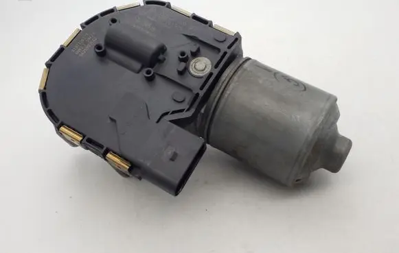 Volvo V50 Wiper motor 30699345 0390241925
