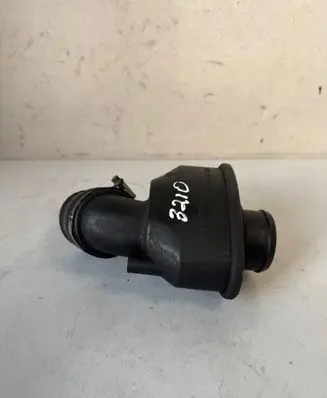 Intake resonator