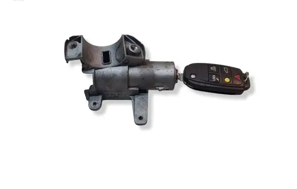 Volvo S60 Ignition lock 8626324
