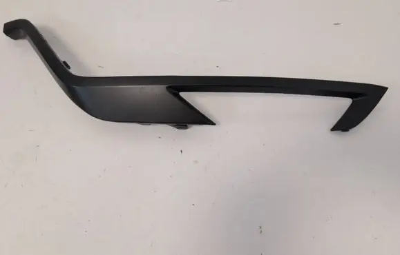 Volvo XC60 Front bumper splitter molding 32227911