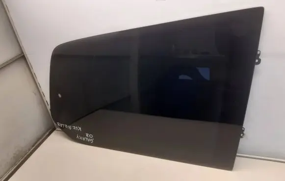Ford Galaxy Rear side window