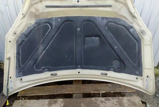Hyundai Accent Engine bonnet/hood sound/heat insulation 