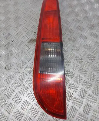 Ford Focus Rear/tail lights 4M5113N004C