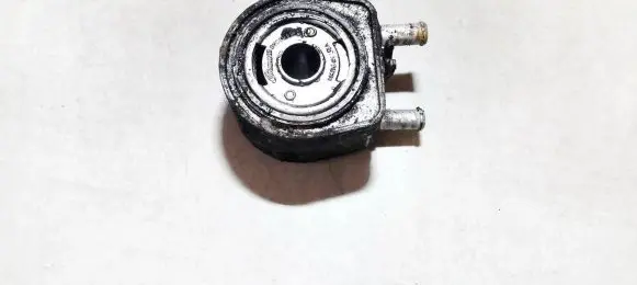 Engine oil radiator