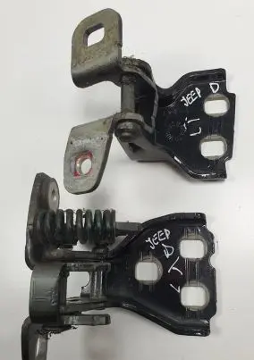 Jeep Grand Cherokee (WK) Rear door hinge set 
