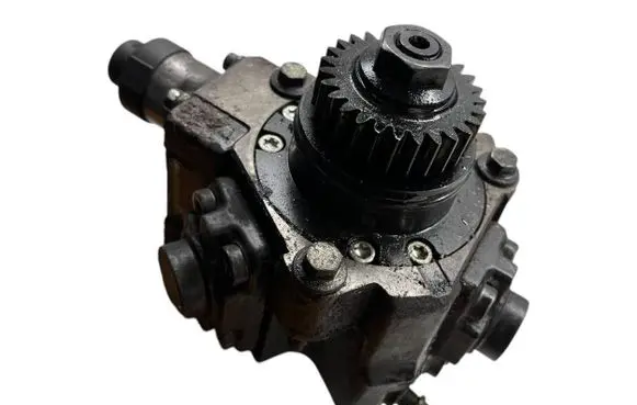 Renault Trafic III (X82) Fuel injection high pressure pump 167005114R 5019865 10005000529
