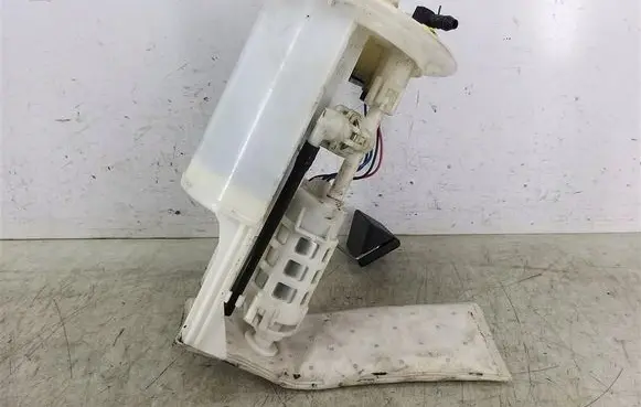 Toyota Verso-S In-tank fuel pump 