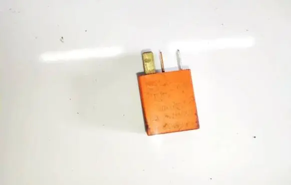 Toyota Avensis T250 Other relay 9008087012 90080-87012