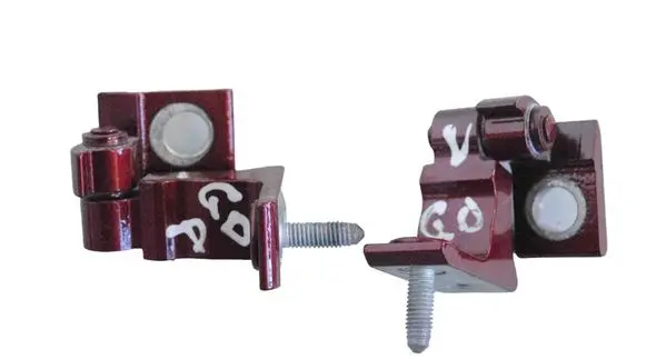 Rear door upper hinge