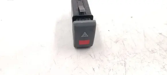 Skoda Octavia Mk1 (1U) Hazard light switch 1U0953235C