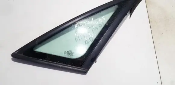 Audi A4 S4 B5 8D Rear side window