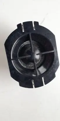 Nissan Qashqai+2 Front door high frequency speaker