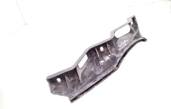 Volkswagen PASSAT B6 Front bumper mounting bracket 3C0807890A