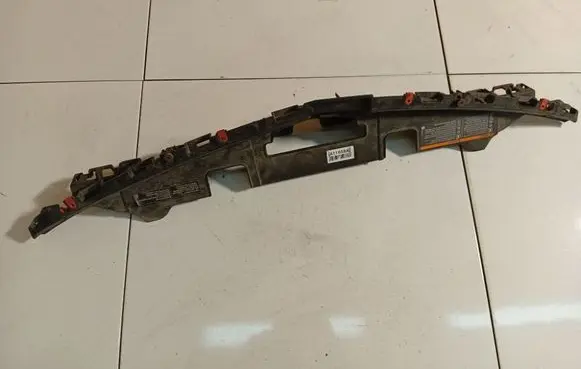 Opel Insignia A Radiator support slam panel 13250569