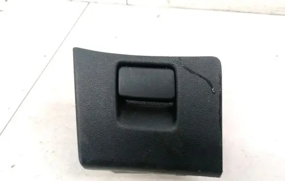 Opel Zafira C Glove box 332910517 13293524