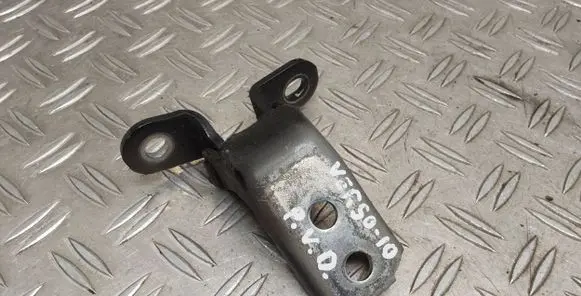 Front door upper hinge