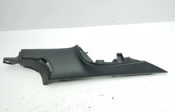 Tesla Model 3 (D)pillar trim (top) 164344500A