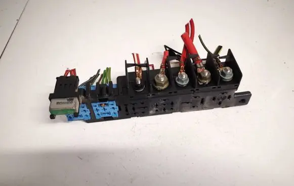 Audi A3 S3 8L Fuse box set 8l0941822 896081000