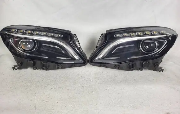 Mercedes-Benz GLA W156 X156 Headlights/headlamps set A1569061700 A1569061800